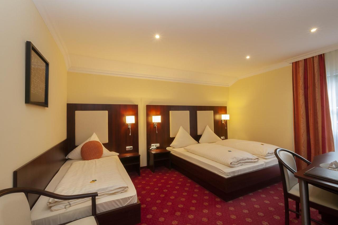Hotel Gruene Tanne Гамбург Экстерьер фото