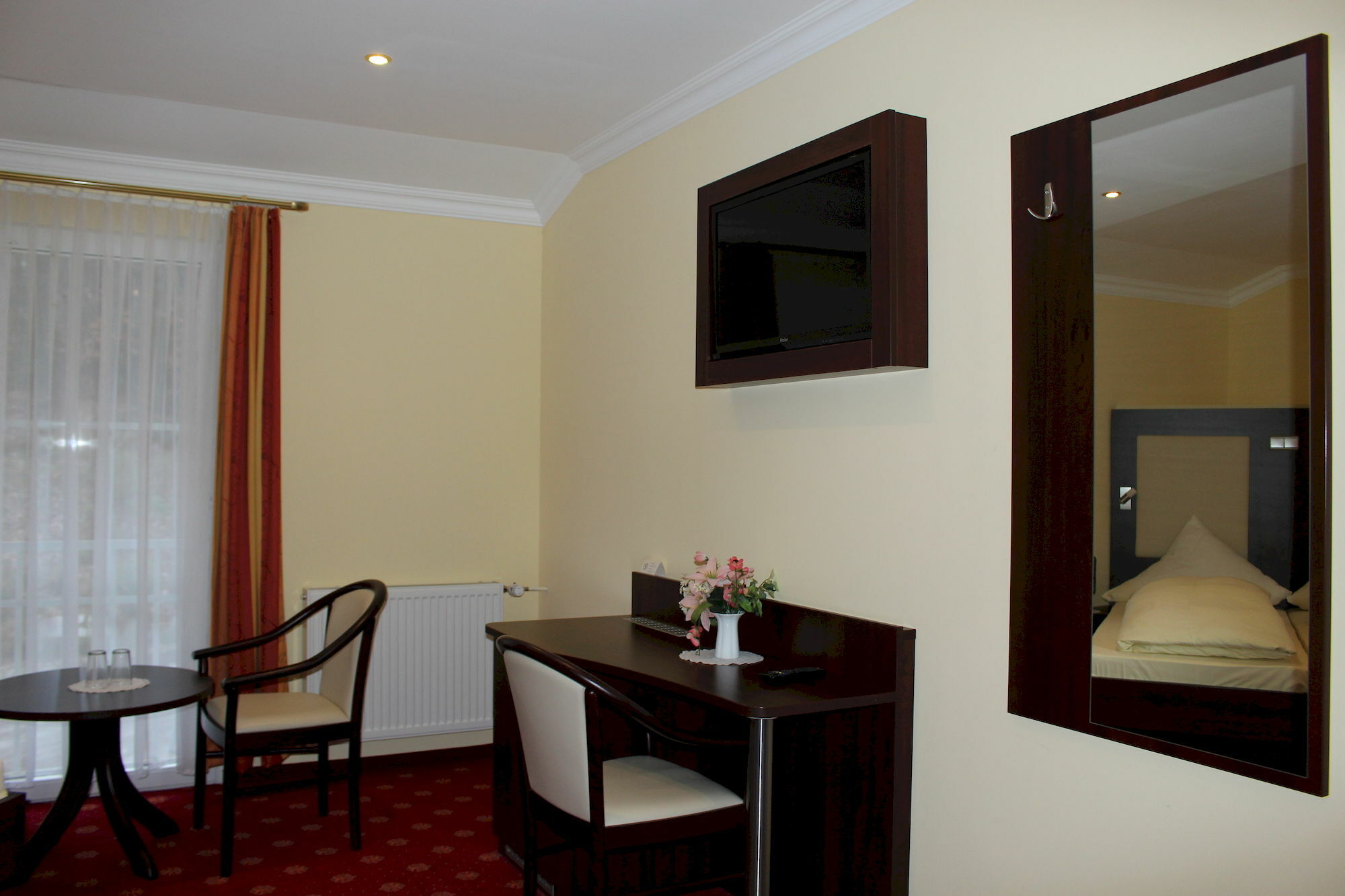 Hotel Gruene Tanne Гамбург Экстерьер фото